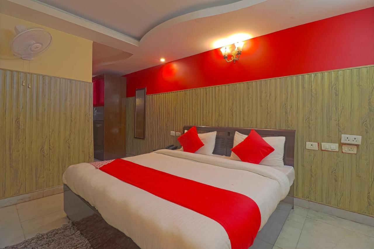 Oyo 834 Shree Balaji Hotel Faridabad Exteriör bild