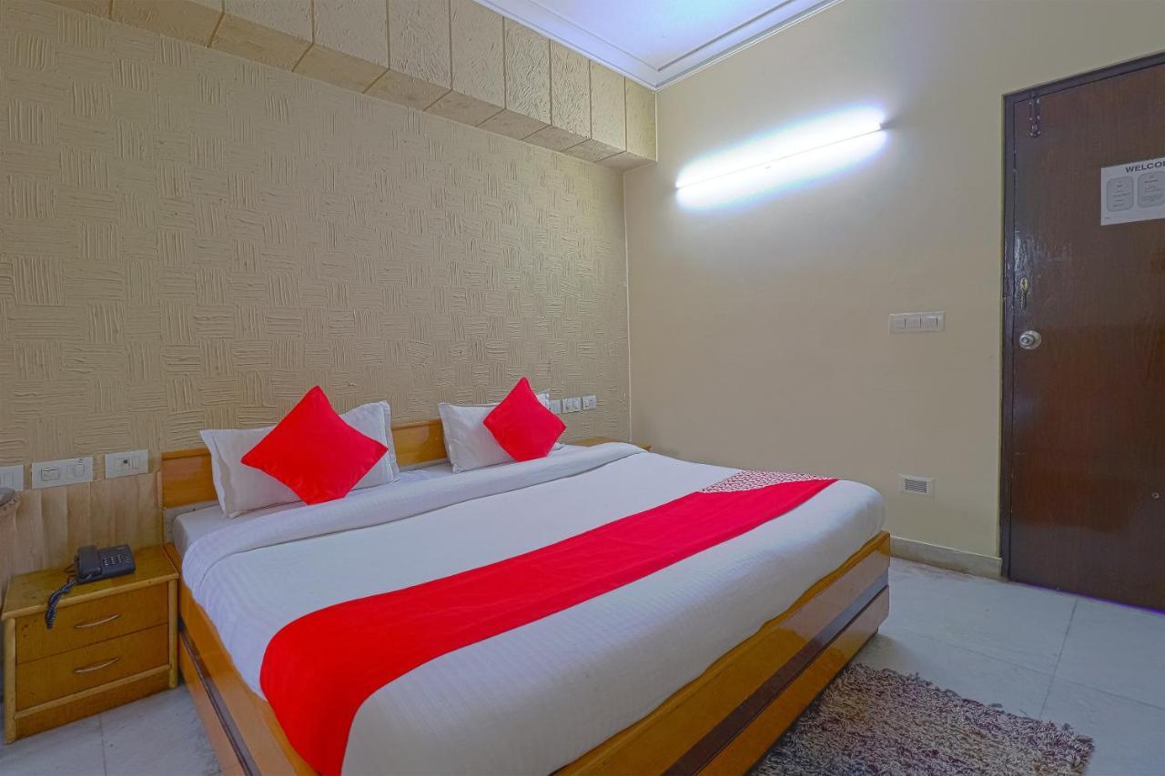 Oyo 834 Shree Balaji Hotel Faridabad Exteriör bild