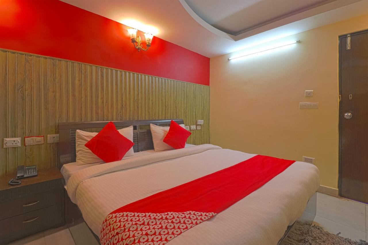 Oyo 834 Shree Balaji Hotel Faridabad Exteriör bild